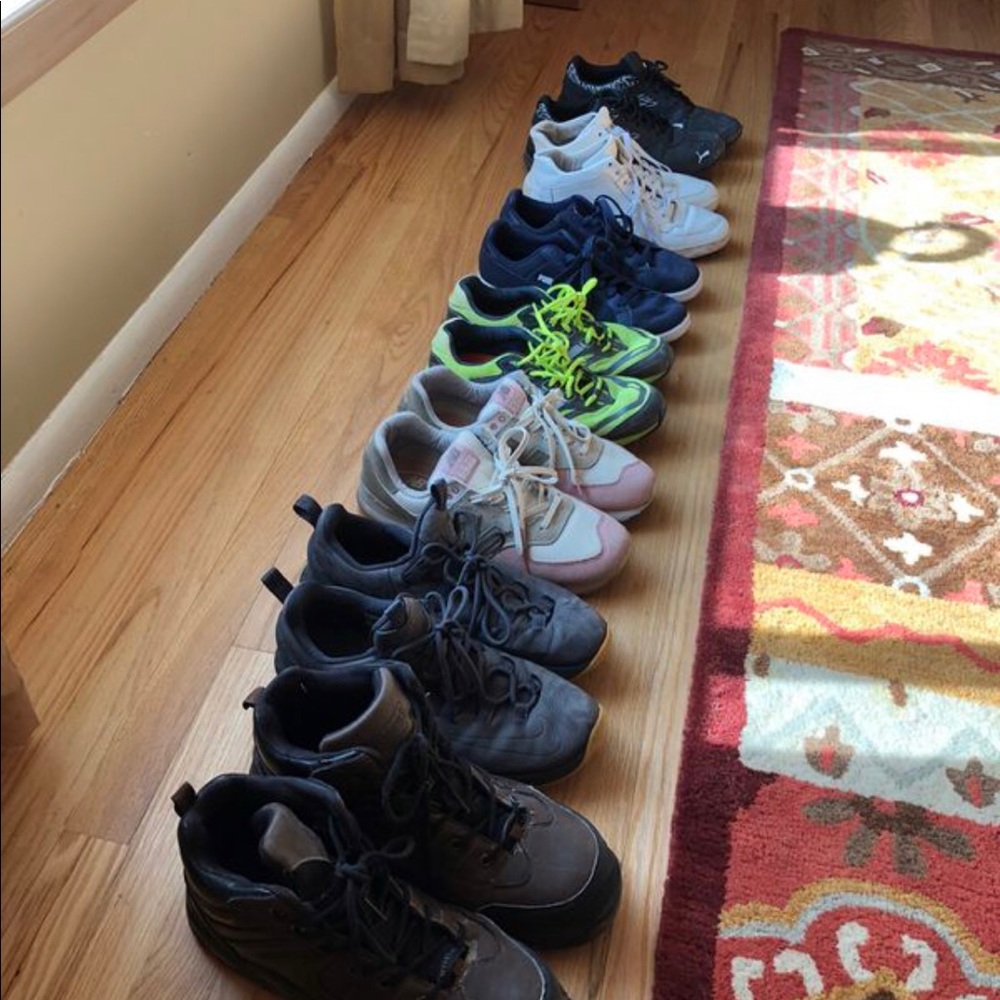 Bulk shoes all of this for 60